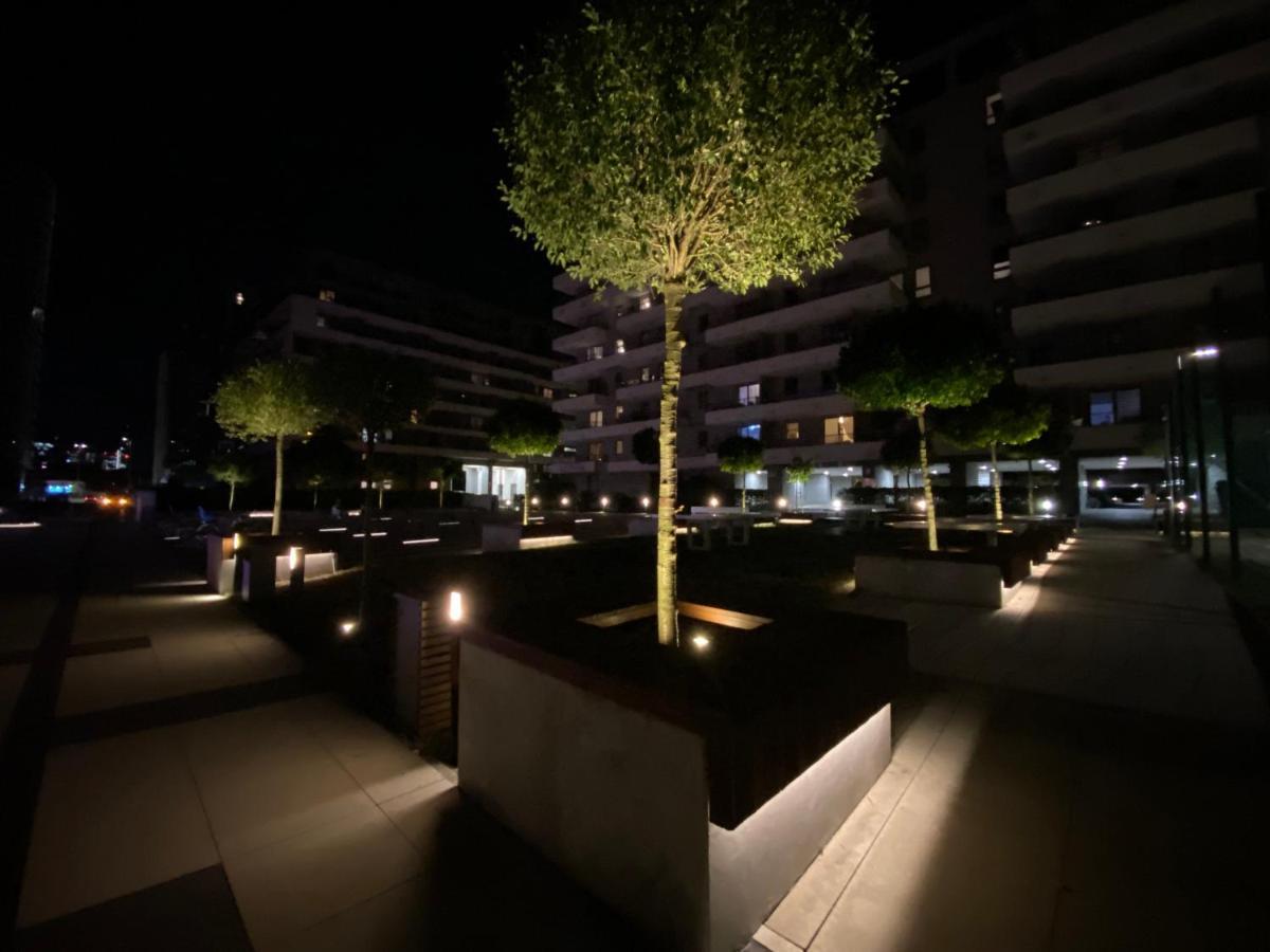 Studio Wola Apartament Kasprzaka - Wifi + Smart Tv Warschau Buitenkant foto