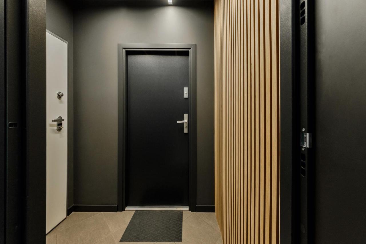 Studio Wola Apartament Kasprzaka - Wifi + Smart Tv Warschau Buitenkant foto